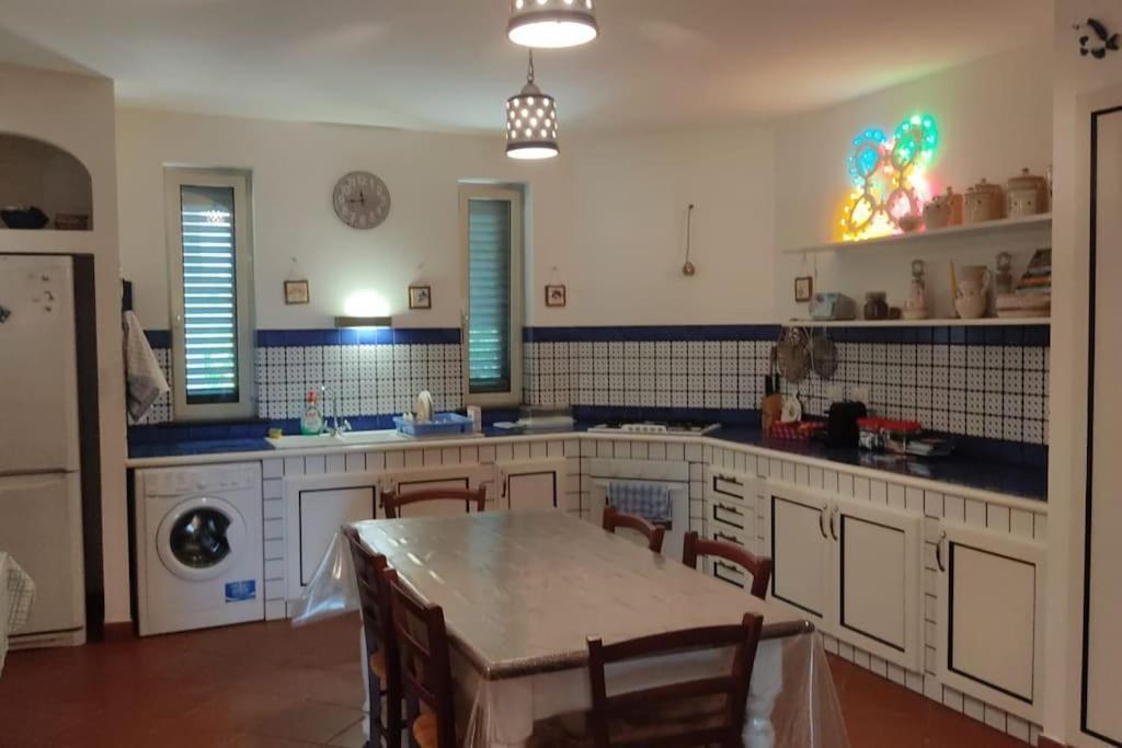 Villa Del Glicine 穆罗莱切塞 外观 照片