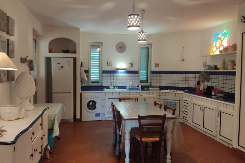 Villa Del Glicine 穆罗莱切塞 外观 照片